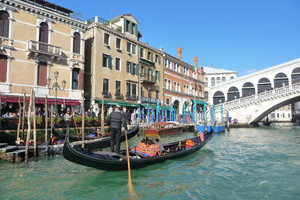 Surtourisme: Venise maintient en 2025 son système d'entrée payante