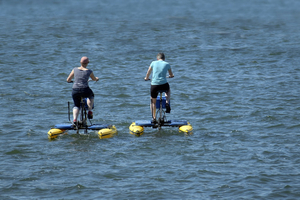 Hydro-bike : le vélo s’émancipe… sur l’eau !