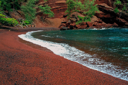 Kaihalulu Beach, Maui