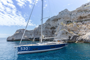 Bimini : pourquoi il devient vite indispensable sur un voilier