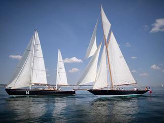 Trois voiliers Pen Duick d’Éric Tabarly...