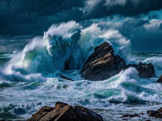 Tempête en Méditerranée : des vagues jusqu'à 6...