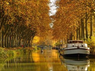 Le Canal du Midi en mode slow cruising : un...