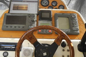 Le Wi-Fi à bord : comment rester connecté en mer ?