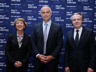 Fabrice Amedeo décoré de l’ordre du Mérite...