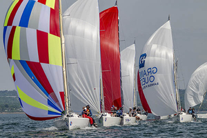 Rendez-vous dans un mois au Grand Prix de l’École Navale : la voile en grand large