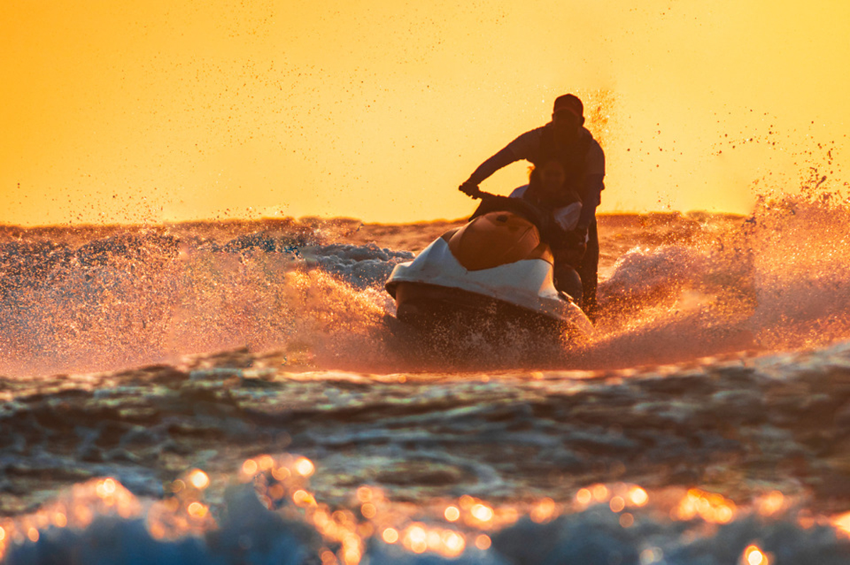 Bassin d’Arcachon : une base de jet-ski veut s’implanter dans un port, malgré la colère des ostréiculteurs