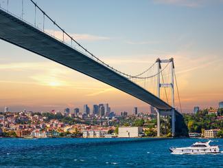 Naviguer sur la mer de Marmara : l’élégance...