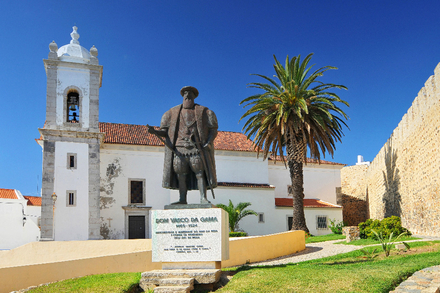 Statue de Vasco de Gama a Sines Statue de Vasco de Gama a Sines