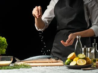 Le sel dans la gastronomie maritime : cinq...