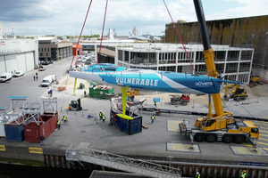 Mise à l’eau de VULNERABLE : coup d’envoi de la saison 2025 de Thomas Ruyant