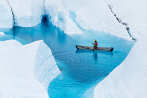 Descendre les glaciers canadiens en kayak, ça vous tente ?