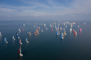 Tour de Belle-Île 2025 : près de 400 voiliers attendus sur la ligne de départ ce vendredi
