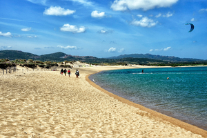 Road trip glisse en Sardaigne : cap sur l’île du vent et de la mer