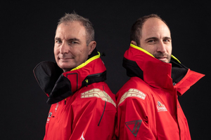 Jérémie Beyou avec Morgan Lagravière sur Charal pour le retour de la course en double !