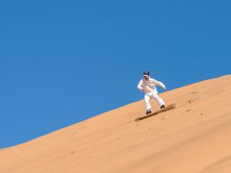 Le sandboard, une alternative au snowboard en été