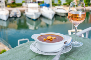 Cinq vins rosés incontournables pour accompagner poissons et crustacés