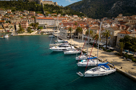 Monocoques Sunsail a Hvar