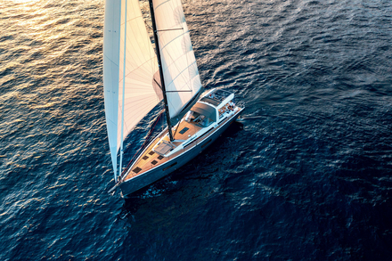 Oceanis Yacht 60, fleuron de la gamme BENETEAU. Oceanis Yacht 60, fleuron de la gamme BENETEAU.