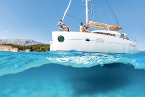 Acheter un catamaran en gestion : les opportunités à saisir