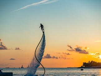 Flyboard : sensations fortes entre ciel et mer