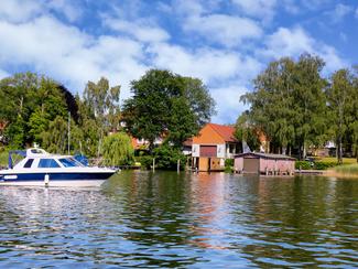 Les milles lacs de Mecklembourg, une nature...