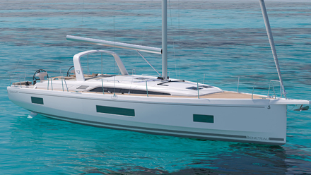 L'Oceanis 47 conserve l'esprit de la gamme tout en le modernisant avec finesse.