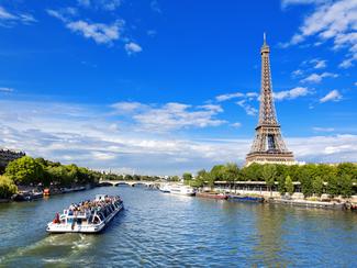 À la découverte des bateaux-mouches :...