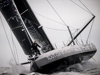 Jean Le Cam ne participera plus au Vendée Globe