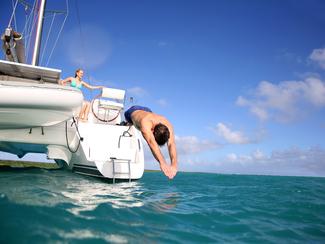 Peut-on plonger depuis son bateau partout ?...