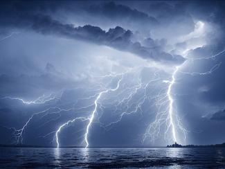 Orages en Méditerranée l’été : un risque...