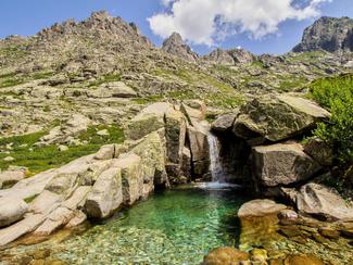 Corse : baignade et randonnées dans les gorges...