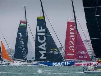 Les IMOCA dans la Rolex Fastnet Race :...