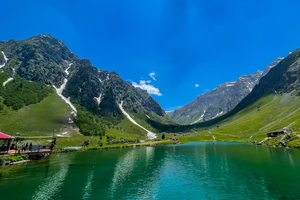 Le Pakistan bannit la construction d'hôtels autour de lacs touristiques