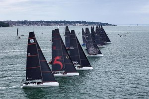 Admiral’s Cup : jeunes talents, grands duels et suspense total avant la Fastnet