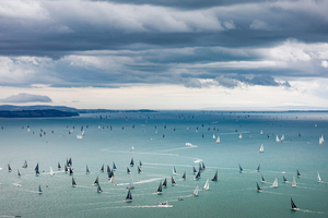 Rolex Fastnet Race 2025 : un départ historique dans les yeux des Cherbourgeois