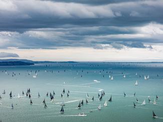 Rolex Fastnet Race 2025 : un départ historique...