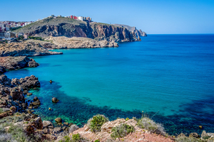Baie d’Al Hoceima : perle méditerranéenne entre falaises sauvages et escale de caractère