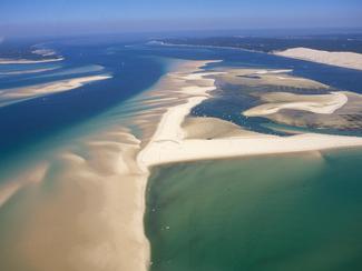 Naviguer dans le Bassin d’Arcachon : les...