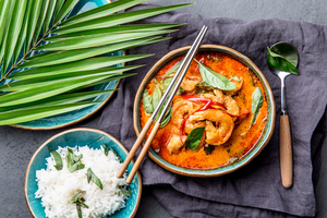 Les crevettes au curry et lait de coco : une escapade culinaire en Asie