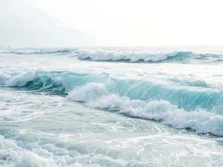 Forte houle cyclonique ce mardi en Bretagne et...