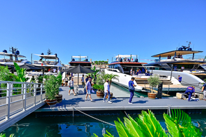 Cannes Yachting Festival 2025 : les nouveaux monocoques à moteur à découvrir