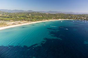 Baie de Pampelonne : une nouvelle règlementation pour concilier plaisance et protection de l’environnement