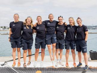 The Famous Project CIC : sept navigatrices...