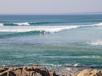 La Torche : le spot mythique du surf breton