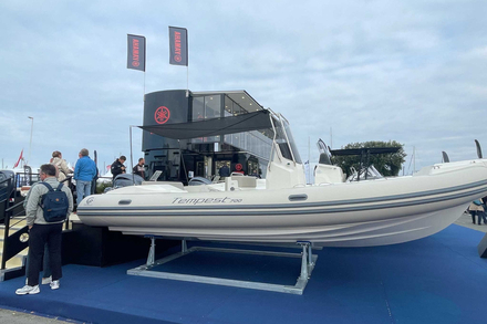Yamaha, present avec un tres grand stand Nautisme Article