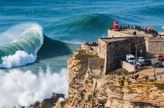 Nazaré : le secret des vagues géantes du Portugal