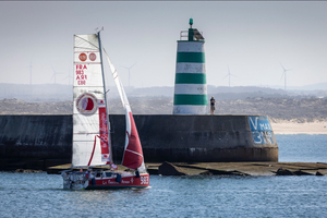 Mini Transat : escales improvisées, flotte sécurisée, course préservée