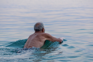 Noyades accidentelles : les seniors et les hommes davantage touchés par les cas graves