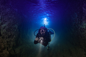Plonger de nuit aux Maldives : l’autre visage du paradis sous-marin